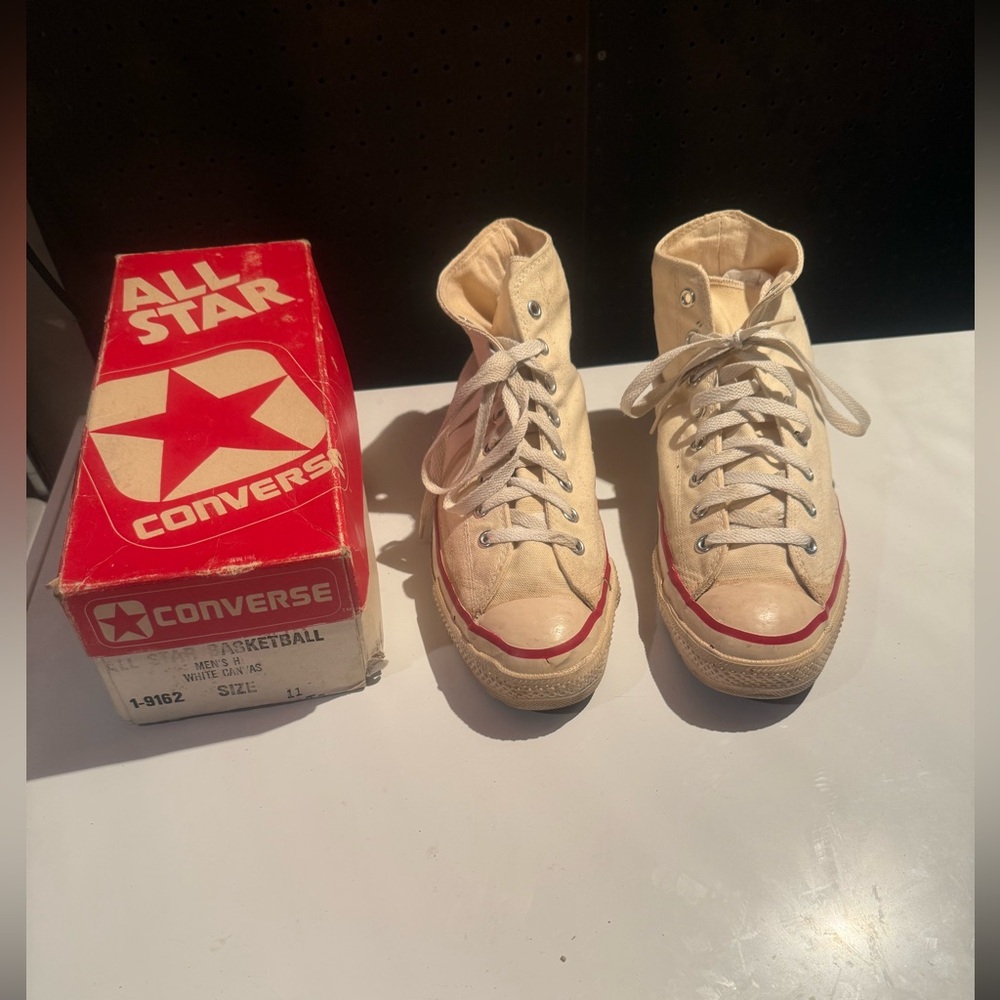 Vintage Mens Converse Chuck Taylor Hi Tops Size 11